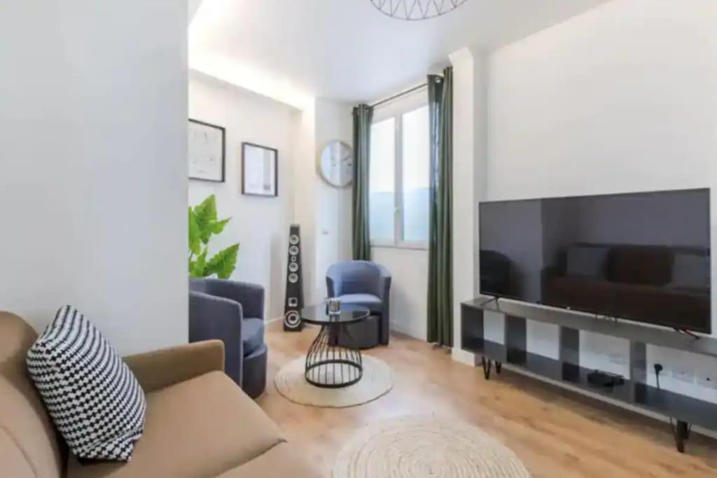 Roses Appartement Proche Sacree-Coeur/Montmarte Париж Екстериор снимка